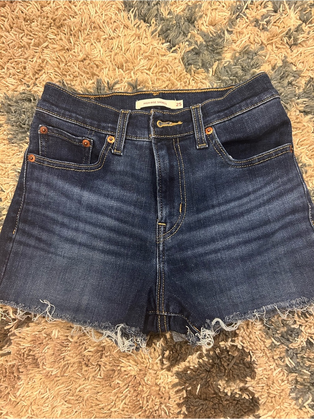 Levi’s Dark Wash Denim Cutoff Shorts - Size 25